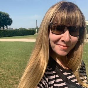 Meet your Posher, Marissa